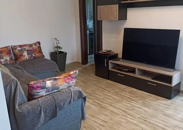 Johnny 's Private House Nea Michaniona