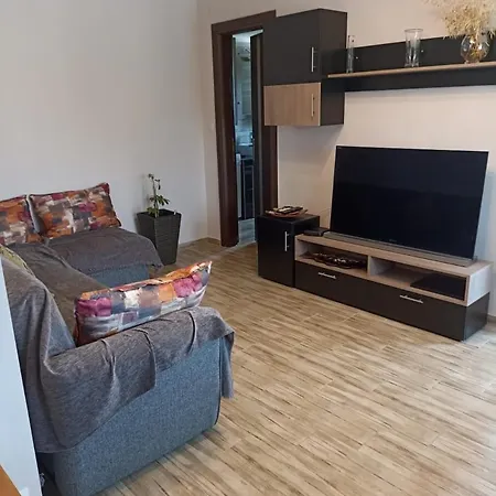 Johnny 's Private House Nea Michaniona